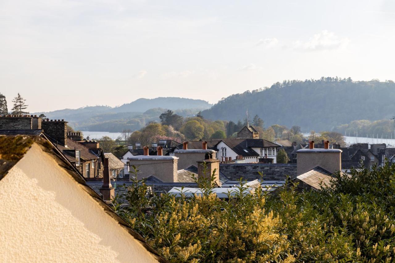 Luxury 2 Bed Room Lake View Apt Bowness Parking Esterno foto