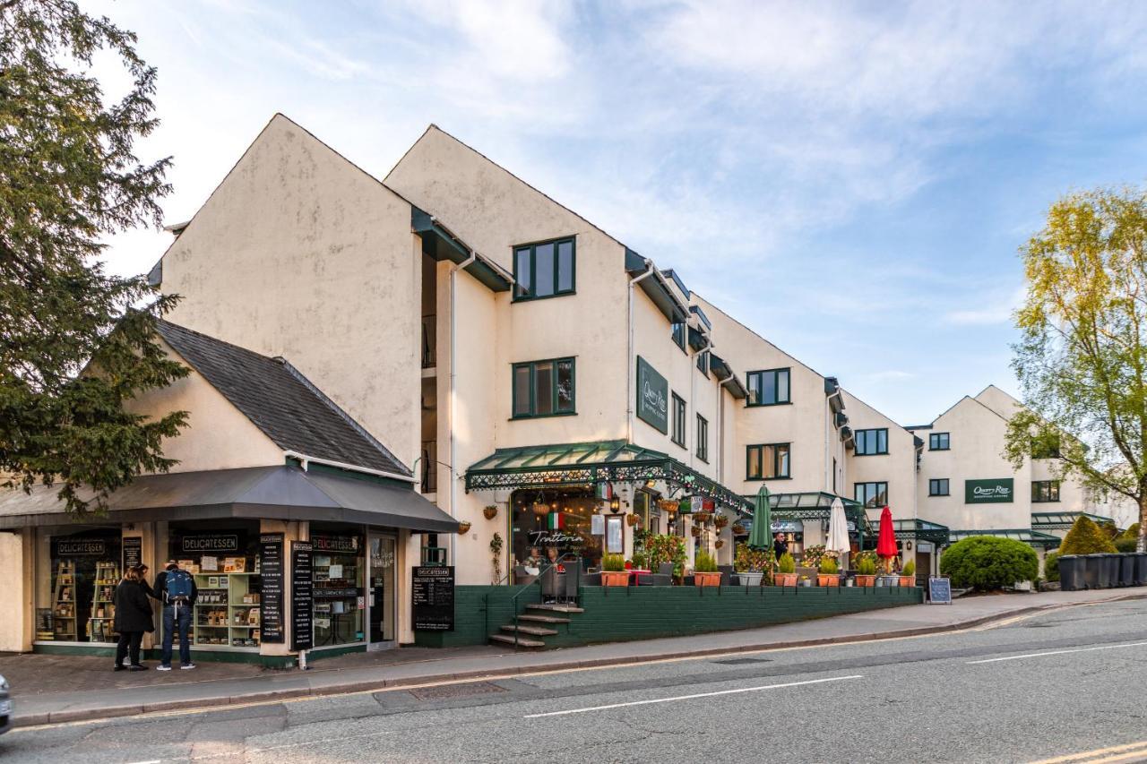 Luxury 2 Bed Room Lake View Apt Bowness Parking Esterno foto