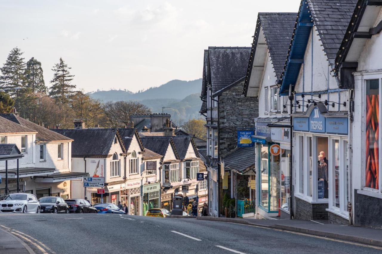 Luxury 2 Bed Room Lake View Apt Bowness Parking Esterno foto